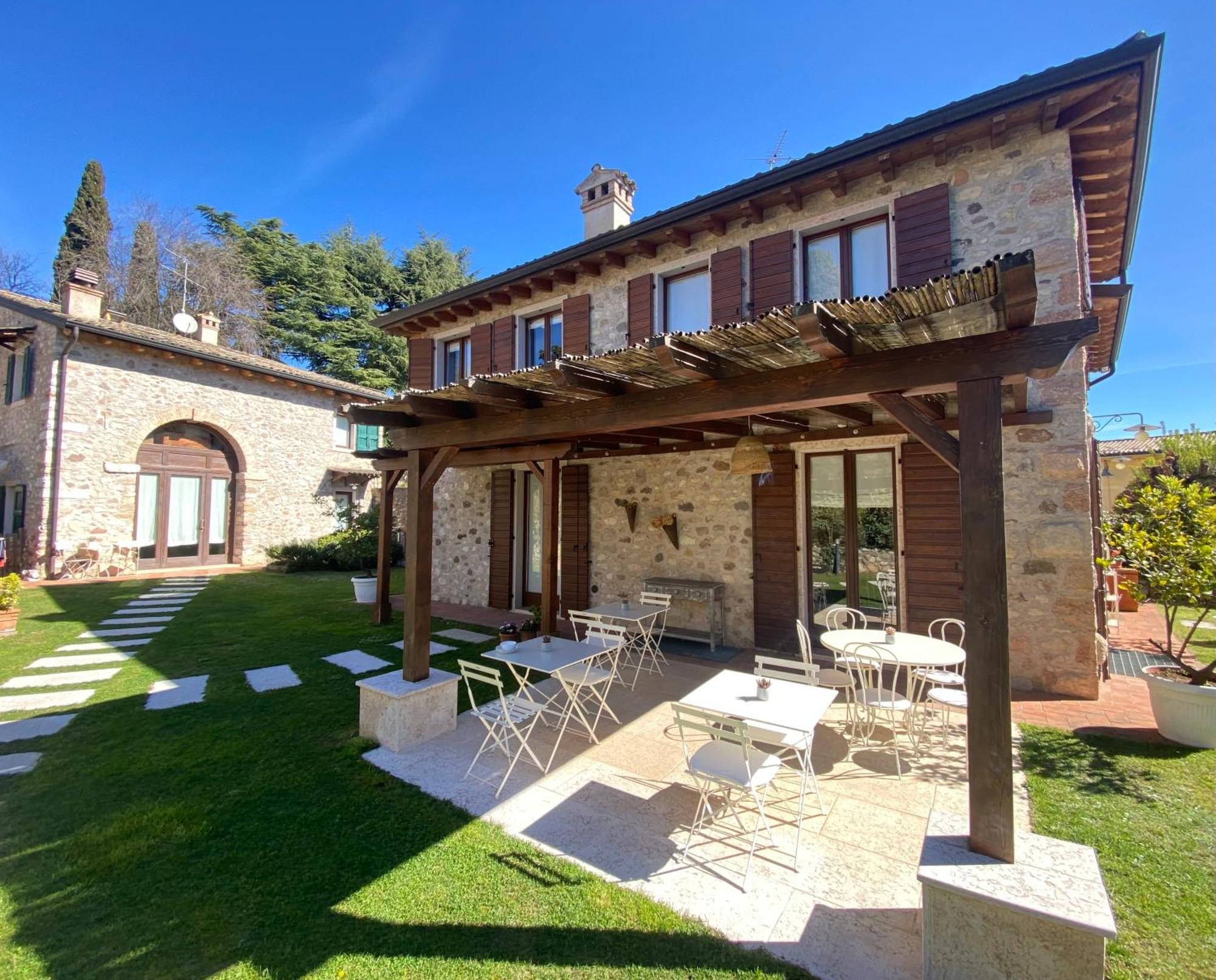 Ca' Malfer Bed & Breakfast Костермано Екстериор снимка